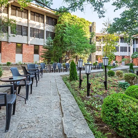 преслав Хотел Златни пясъци