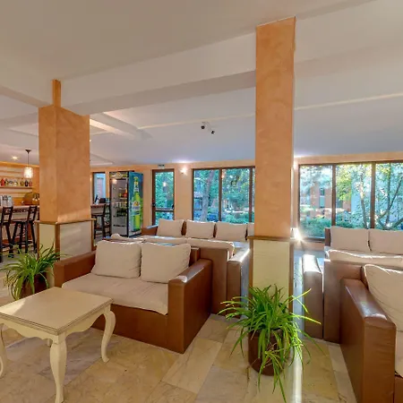 Preslav Hotel 3*