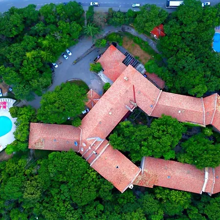 Preslav Hotel 3*
