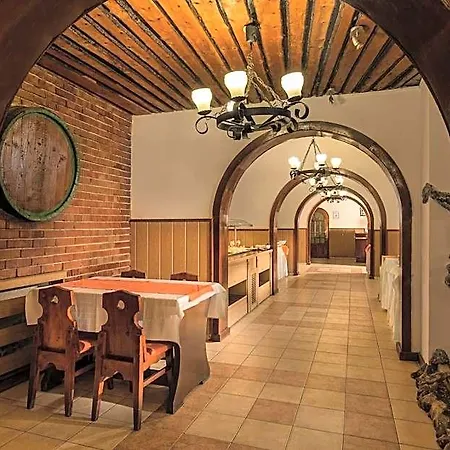 Preslav Hotel